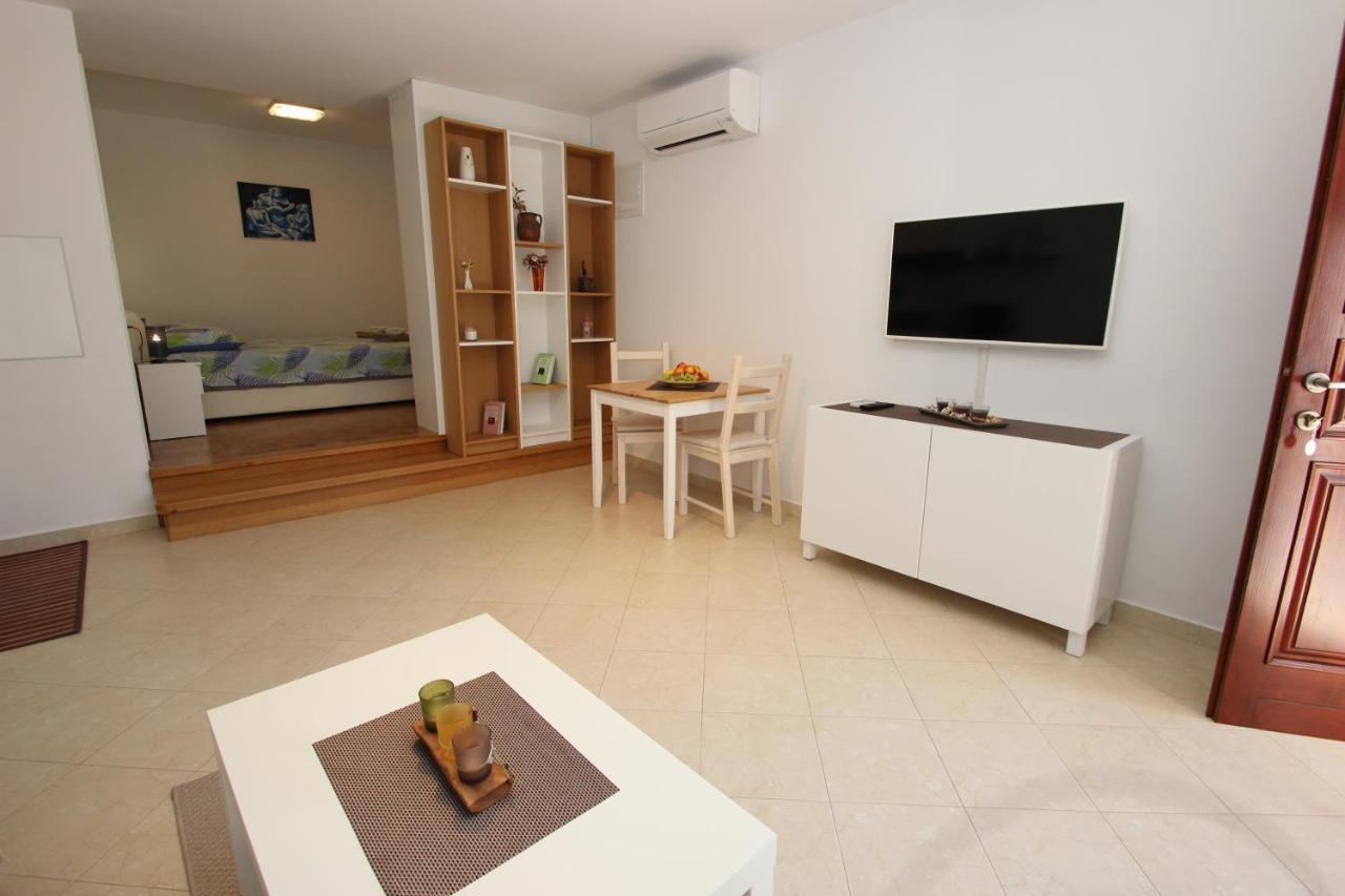 Apartment Luigi Пореч Екстериор снимка